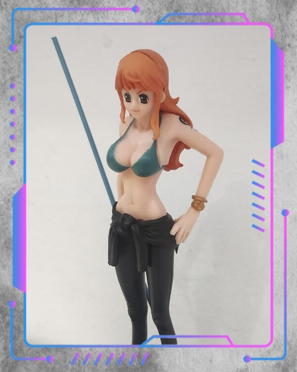 One Piece, Nami Black Figura One Piece, Nami Strong World