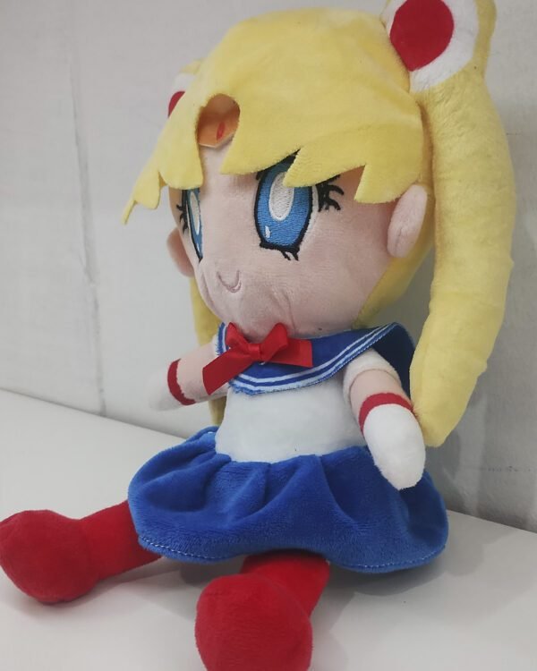 Peluche Sailor Moon, Serena