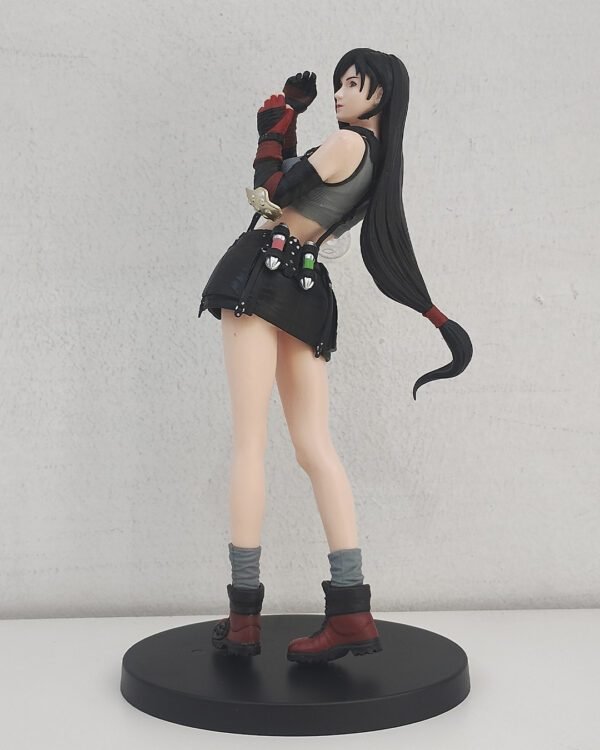 Figura Final Fantasy VII, Tifa