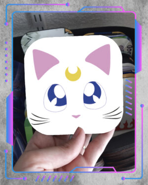 Posavaso Sailor Moon, Artemis