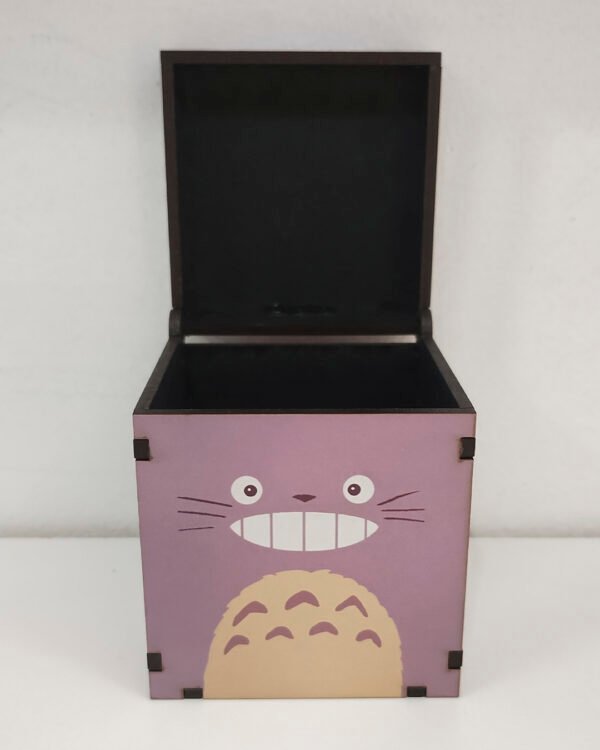 Cofre Ghibli, Totoro