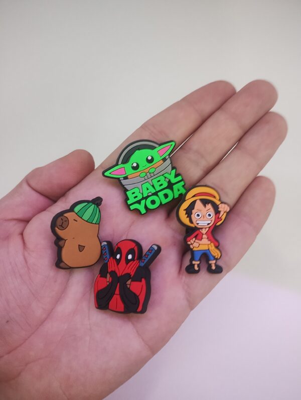 Pin para Crocs, One piece, Capibara, Grogu y Deadpool